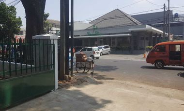 Dijual tanah komersial di Raya dekat alun2 Cimahi