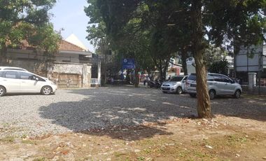 Dijual tanah komersial di Raya dekat alun2 Cimahi