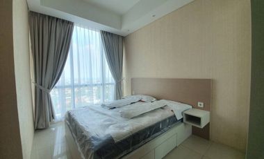 LANGKA Apartemen Kemang Village 3 plus Maid Room Full Furnished baru