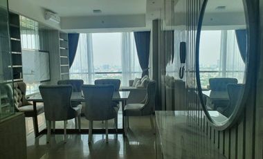 LANGKA Apartemen Kemang Village 3 plus Maid Room Full Furnished baru