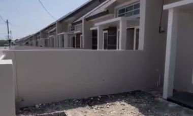 Rumah Murah DP 0%  Dekat Gunung Anyar Surabaya Alana Regency Cemandi