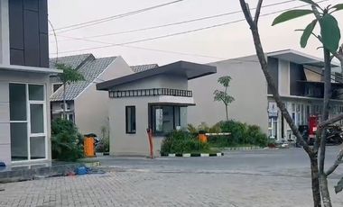 Rumah Murah DP 0%  Dekat Gunung Anyar Surabaya Alana Regency Cemandi