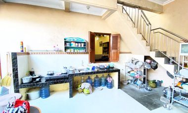 Rumah mewah full jati dekat Pasar Nusukan
