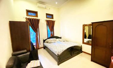 Rumah mewah full jati dekat Pasar Nusukan