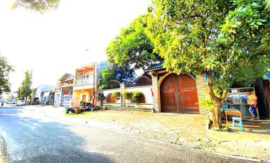 Rumah mewah full jati dekat Pasar Nusukan