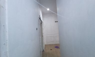 Rumah Luas Kokoh Dekat ke UNS