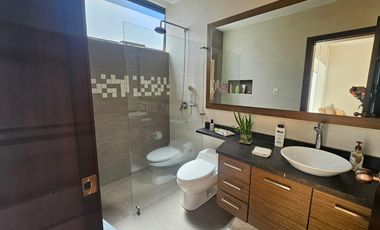 CASA DE LUJO 3 DORMITORIOS CON SUITE INDEPENDIENTE, Santa Inés Cumbayá