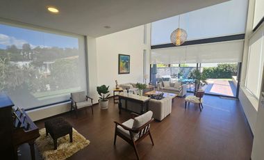 CASA DE LUJO 3 DORMITORIOS CON SUITE INDEPENDIENTE, Santa Inés Cumbayá