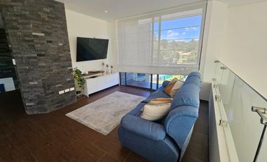CASA DE LUJO 3 DORMITORIOS CON SUITE INDEPENDIENTE, Santa Inés Cumbayá