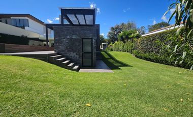 CASA DE LUJO 3 DORMITORIOS CON SUITE INDEPENDIENTE, Santa Inés Cumbayá