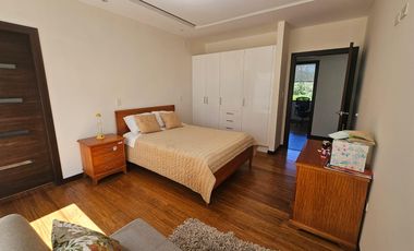 CASA DE LUJO 3 DORMITORIOS CON SUITE INDEPENDIENTE, Santa Inés Cumbayá