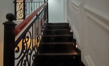 Rumah Baru American Classic Dalam Cluster Jagakarsa Jakarta selatan