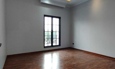 Rumah mewah Dalam TownHouse Jagakarsa Jakarta Selatan