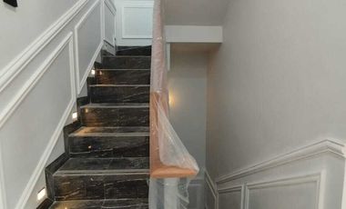 Rumah mewah Dalam TownHouse Jagakarsa Jakarta Selatan