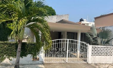 Renta de casa en colonia Jardines.