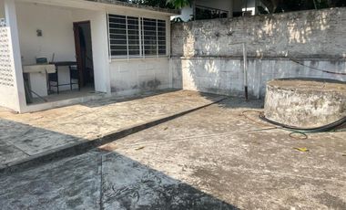 Renta de casa en colonia Jardines.