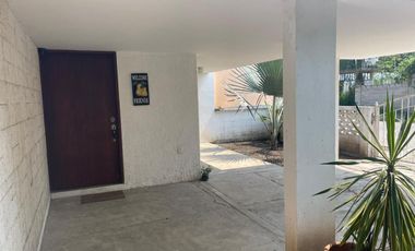 Renta de casa en colonia Jardines.