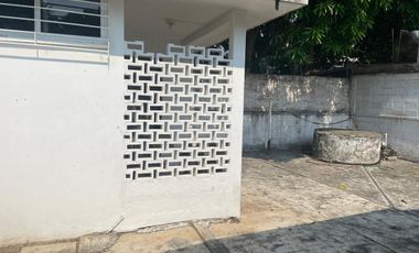 Renta de casa en colonia Jardines.