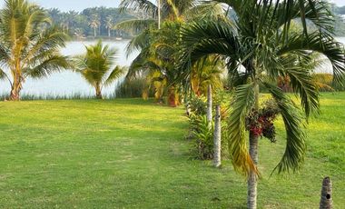 Terreno en venta en arboledas del Río Tuxpan.