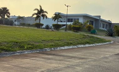 Terreno en venta en arboledas del Río Tuxpan.