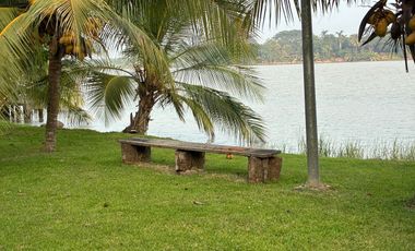 Terreno en venta en arboledas del Río Tuxpan.