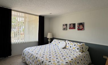 Venta amplia casa de 600 m2 con 4 dormitorios sector Mitad del Mundo