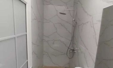 Dijual rumah 2 lantai dekat dr pos giro Rawaselatan 5