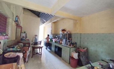 Rumah Luas Kokoh 2 Lantai Dekat Jalan Raya di Palur Dagen Jaten Kra