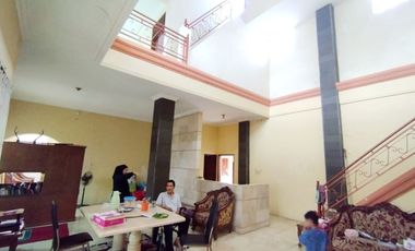 Rumah Luas Kokoh 2 Lantai Dekat Jalan Raya di Palur Dagen Jaten Kra