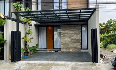 Rumah Baru 2 Lantai Dekat Stadion Maguwoharjo