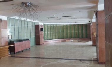 Sewa Space Resto di Hotel Bintang 5 Area Sudirman Luas 1000 m2, Nego