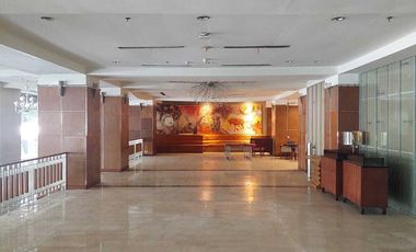 Sewa Space Resto di Hotel Bintang 5 Area Sudirman Luas 1000 m2, Nego