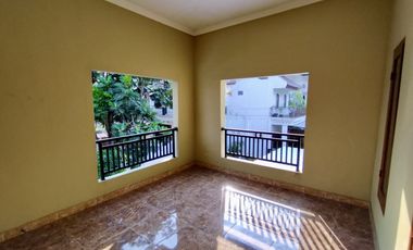 Rumah dijual murah tanah luas perumahan kota sleman