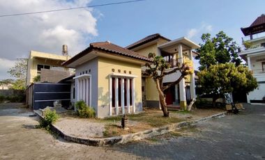 Rumah dijual murah tanah luas perumahan kota sleman