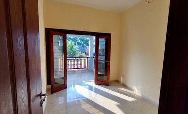 Rumah dijual murah tanah luas perumahan kota sleman