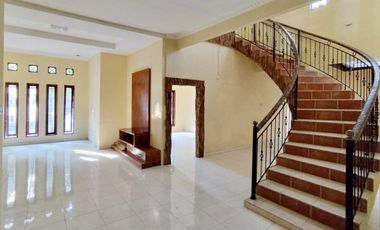 Rumah dijual murah tanah luas perumahan kota sleman