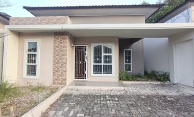 RUMAH CLUSTER MURAH SIAP HUNI LOKASI JL HANGTUAH UJUNG