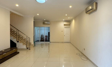 Disewakan Rumah City Resort Hawaii Cengkareng hadap Timur