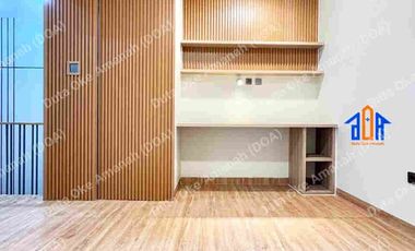 Rumah Furnished 4 Kamar Tidur Dekat Gerbang Tol Limo Depok