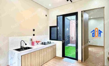 Rumah Furnished 4 Kamar Tidur Dekat Gerbang Tol Limo Depok