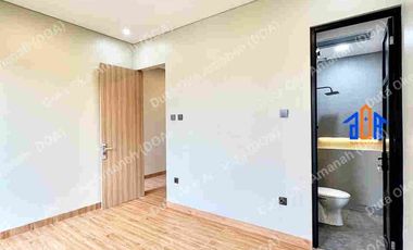 Rumah Furnished 4 Kamar Tidur Dekat Gerbang Tol Limo Depok