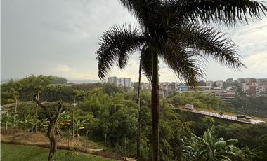 Apartamento en venta en Batara Parque Central