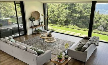 Venta casa campestre Medellín poblado palmas vista a medellín luxury