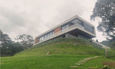 Venta casa campestre Medellín poblado palmas vista a medellín luxury