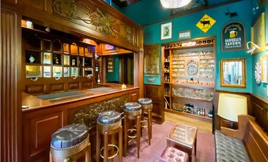 Venta casa campestre Antioquia oriente ceja parcelación luxury lujo unidad cerrada vigilancia lago quebradita páneles solares acabados lujosos