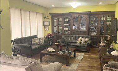 Venta apartamento Medellín poblado tesoro vista alto luxury rebajado panorámica campestre lujo espacios grandes unidad completa valorizacion