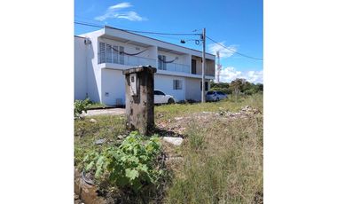 Vendo casa en condominio Altagracia  Acacias Meta