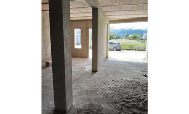 Vendo casa en condominio Altagracia  Acacias Meta