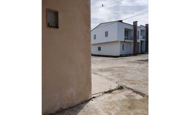 Vendo casa en condominio Altagracia  Acacias Meta