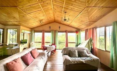 SE VENDE CASA, 3000m2 opción comprar 8000 m2 más.